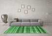 Machine Washable Solid Emerald Green Modern Area Rugs in a Living Room,, wshurb1281emgrn
