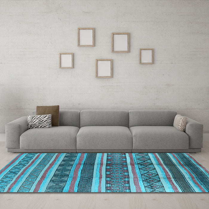 Machine Washable Solid Light Blue Modern Rug in a Living Room, wshurb1281lblu