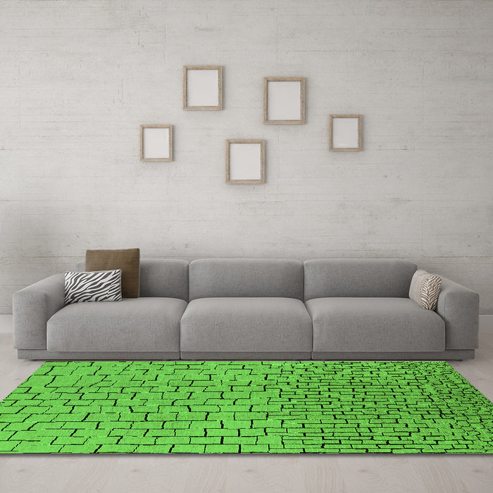 Machine Washable Solid Green Modern Area Rugs in a Living Room,, wshurb1283grn