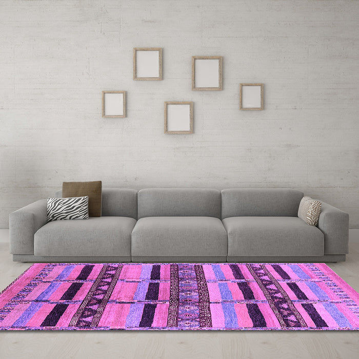 Machine Washable Oriental Purple Industrial Area Rugs in a Living Room, wshurb1287pur