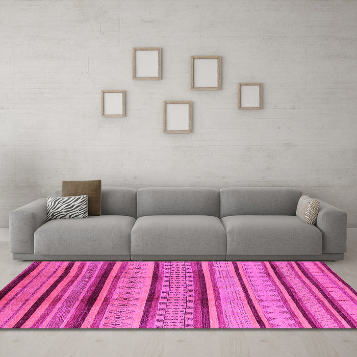 Machine Washable Oriental Pink Industrial Rug in a Living Room, wshurb1288pnk