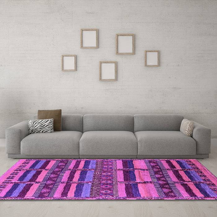 Machine Washable Oriental Purple Industrial Area Rugs in a Living Room, wshurb1289pur
