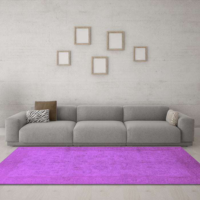 Machine Washable Oriental Purple Industrial Area Rugs in a Living Room, wshurb1290pur