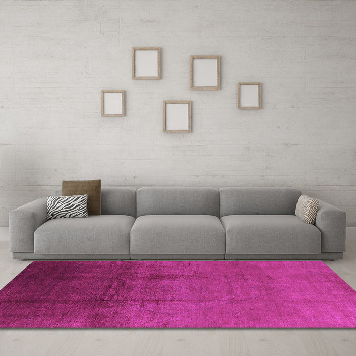 Machine Washable Oriental Purple Industrial Area Rugs in a Living Room, wshurb1291pur