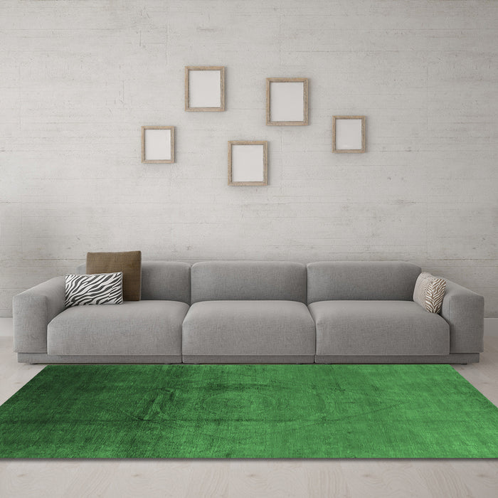 Machine Washable Oriental Emerald Green Industrial Area Rugs in a Living Room,, wshurb1291emgrn