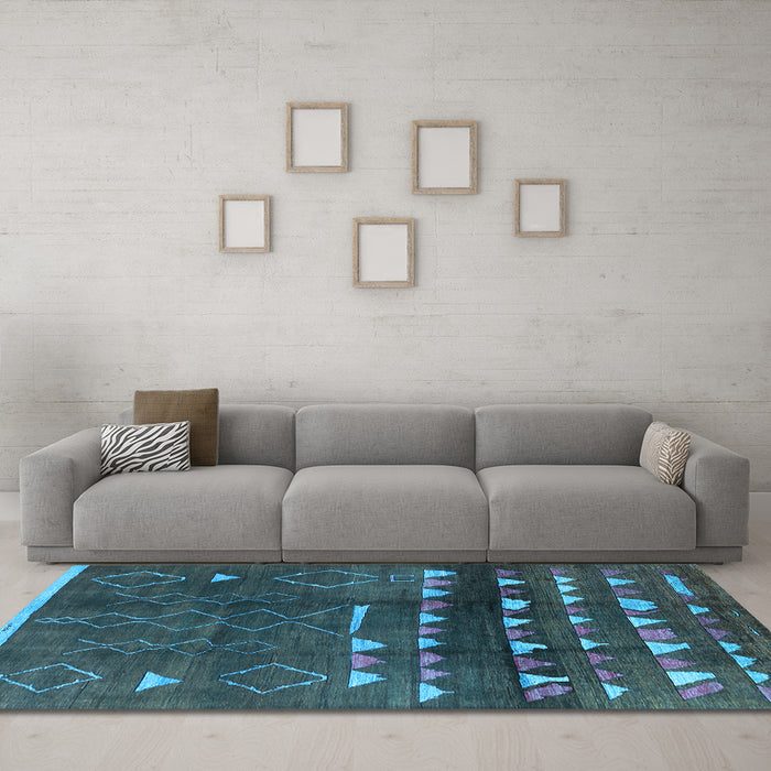 Machine Washable Oriental Light Blue Industrial Rug in a Living Room, wshurb1292lblu