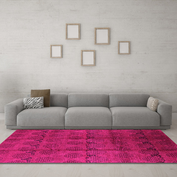 Machine Washable Oriental Pink Industrial Rug in a Living Room, wshurb1293pnk