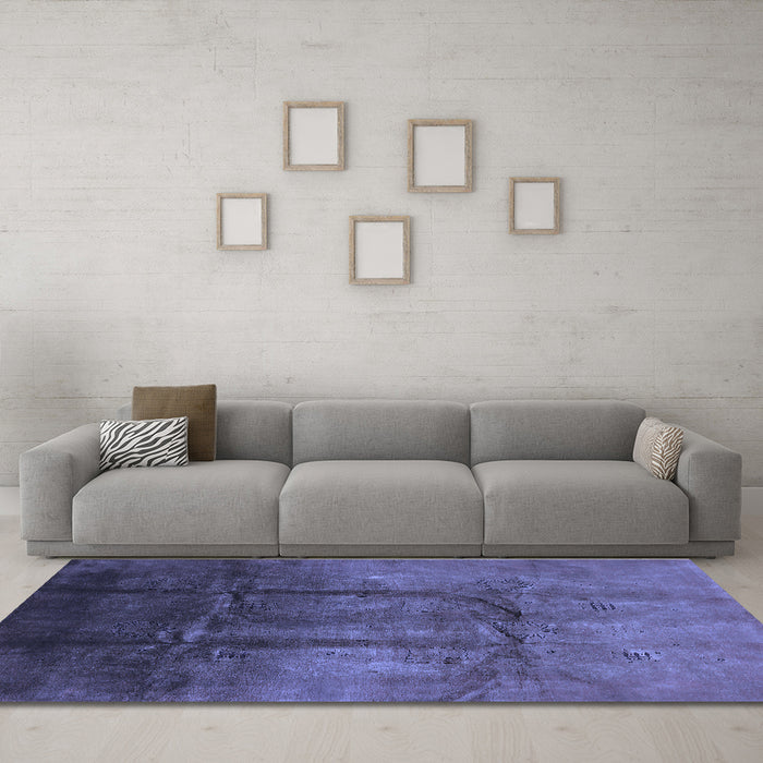 Machine Washable Oriental Blue Industrial Rug in a Living Room, wshurb1299blu