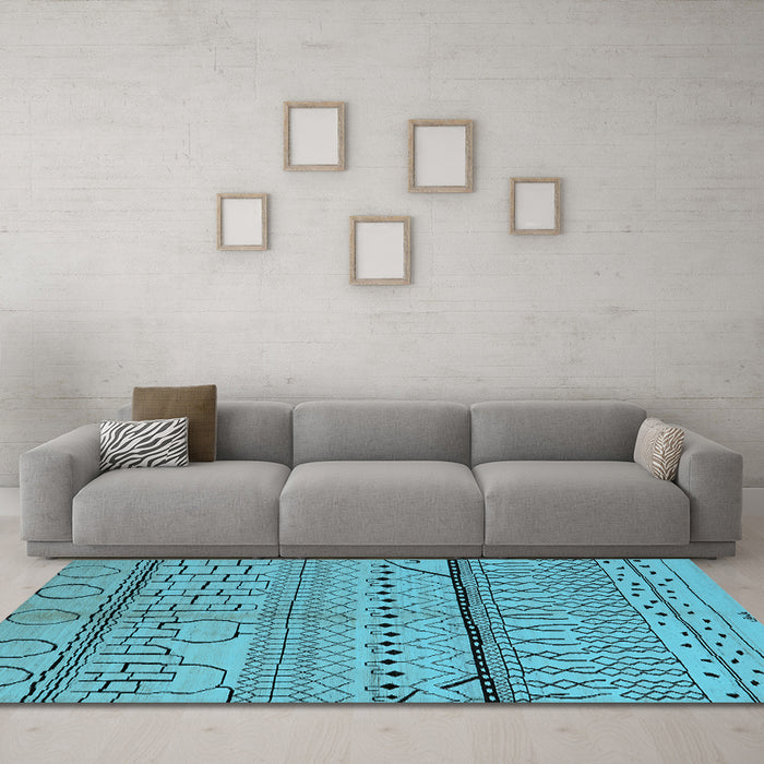 Machine Washable Oriental Light Blue Industrial Rug in a Living Room, wshurb1300lblu