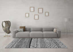 Machine Washable Oriental Gray Industrial Rug in a Living Room,, wshurb1301gry
