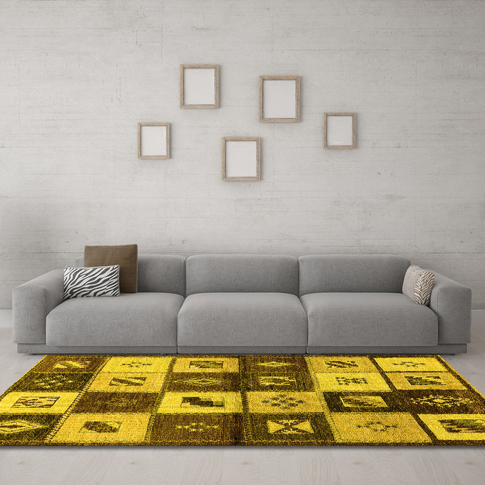 Machine Washable Oriental Yellow Industrial Rug in a Living Room, wshurb1304yw