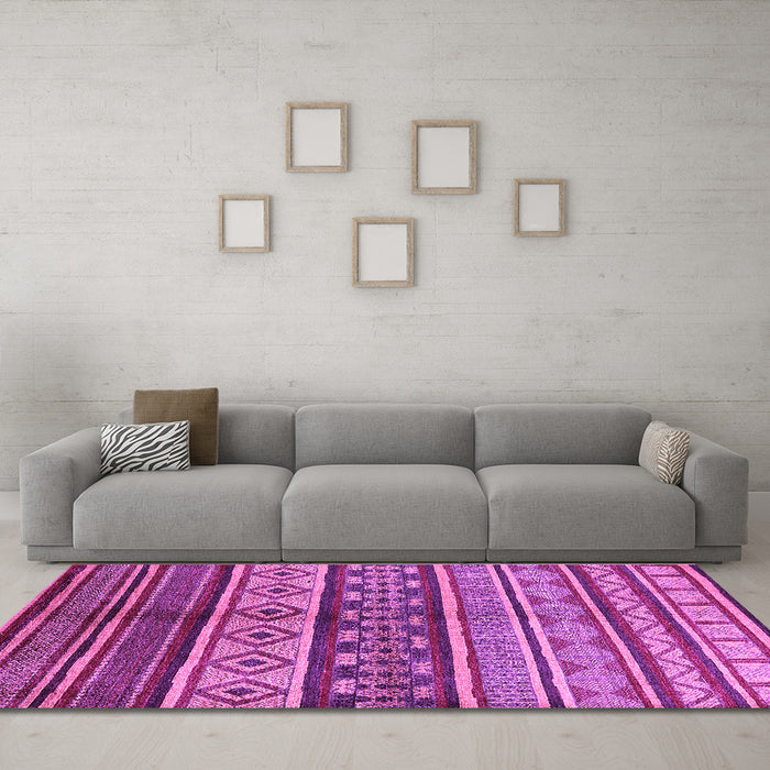 Machine Washable Oriental Purple Industrial Area Rugs in a Living Room, wshurb1305pur