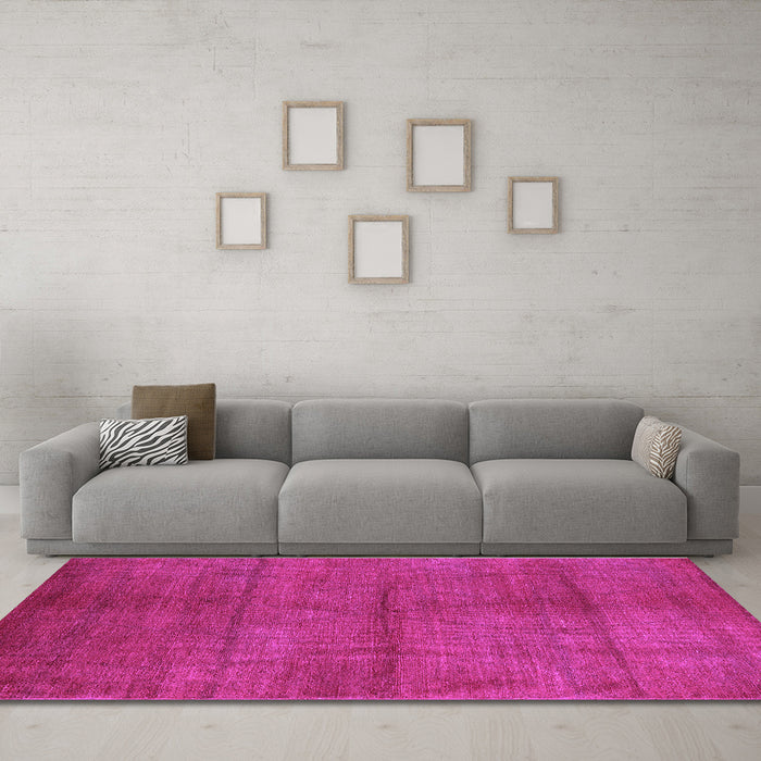 Machine Washable Oriental Purple Industrial Area Rugs in a Living Room, wshurb1307pur