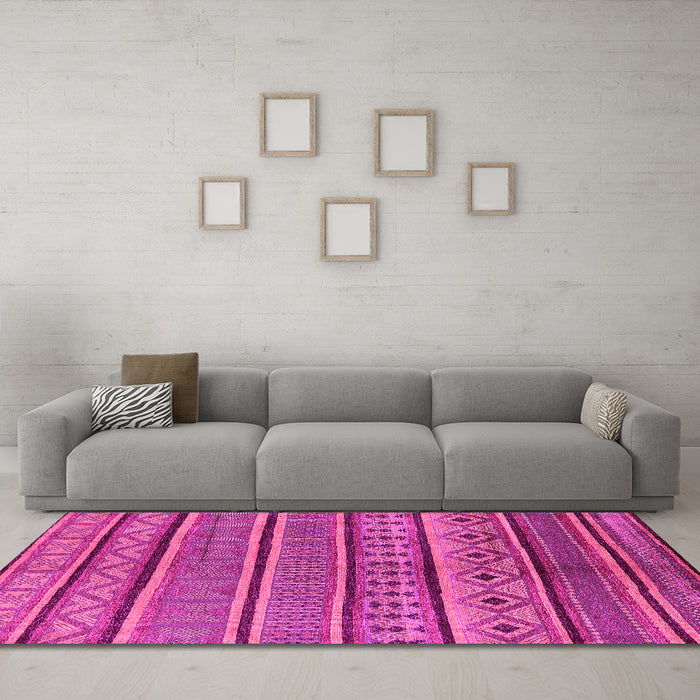 Machine Washable Oriental Pink Industrial Rug in a Living Room, wshurb1311pnk