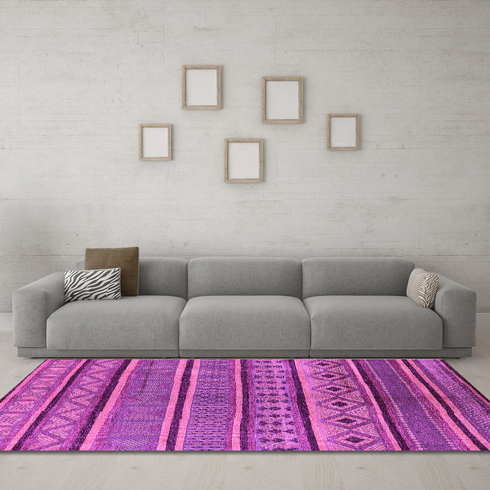 Machine Washable Oriental Purple Industrial Area Rugs in a Living Room, wshurb1311pur