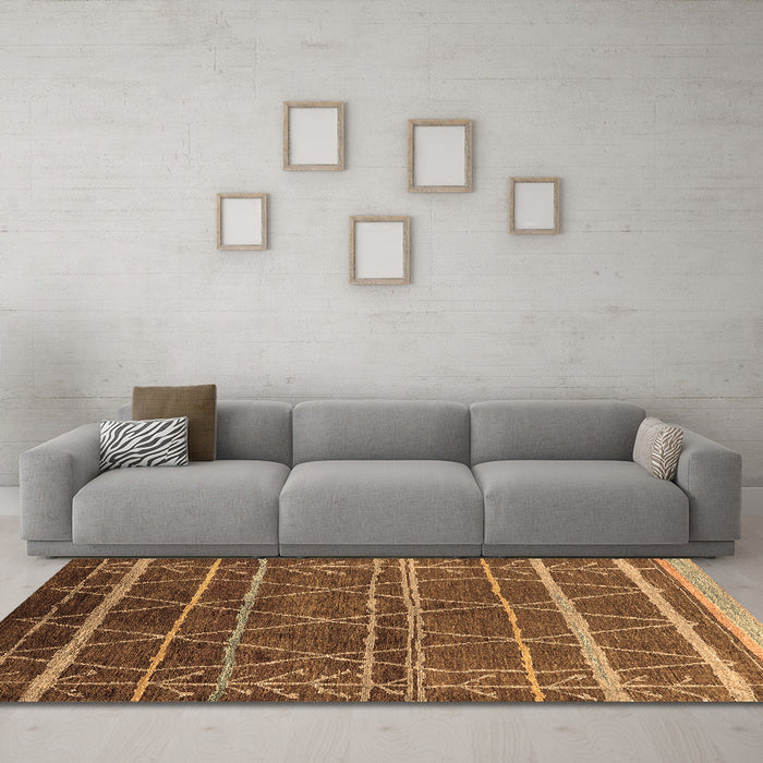 Machine Washable Oriental Brown Industrial Rug in a Living Room,, wshurb1314brn