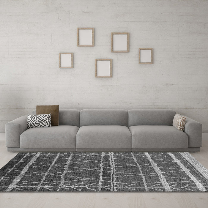 Machine Washable Oriental Gray Industrial Rug in a Living Room,, wshurb1314gry