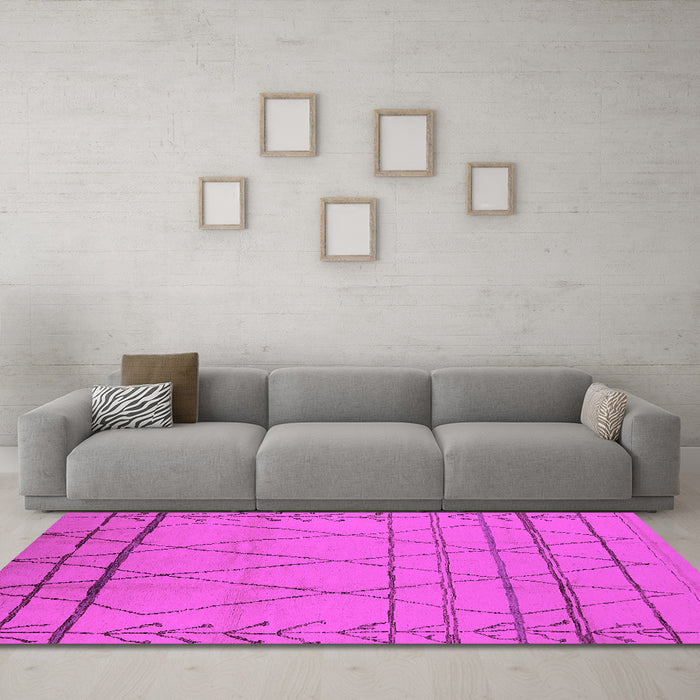 Machine Washable Oriental Pink Industrial Rug in a Living Room, wshurb1315pnk