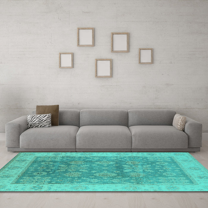 Machine Washable Oriental Turquoise Traditional Area Rugs in a Living Room,, wshurb1326turq
