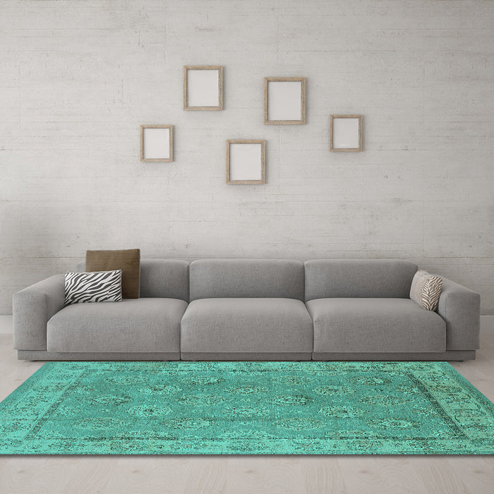 Machine Washable Oriental Turquoise Traditional Area Rugs in a Living Room,, wshurb1329turq