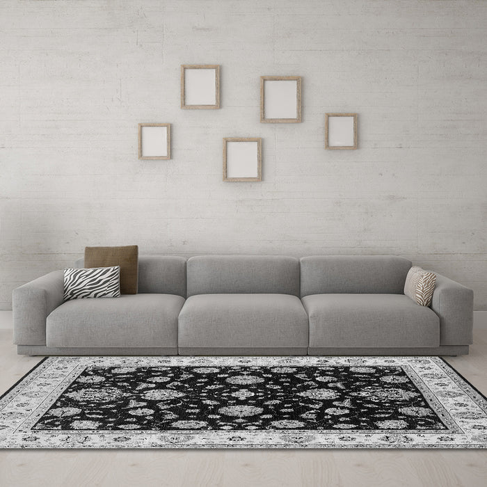 Machine Washable Oriental Gray Traditional Rug in a Living Room,, wshurb1332gry