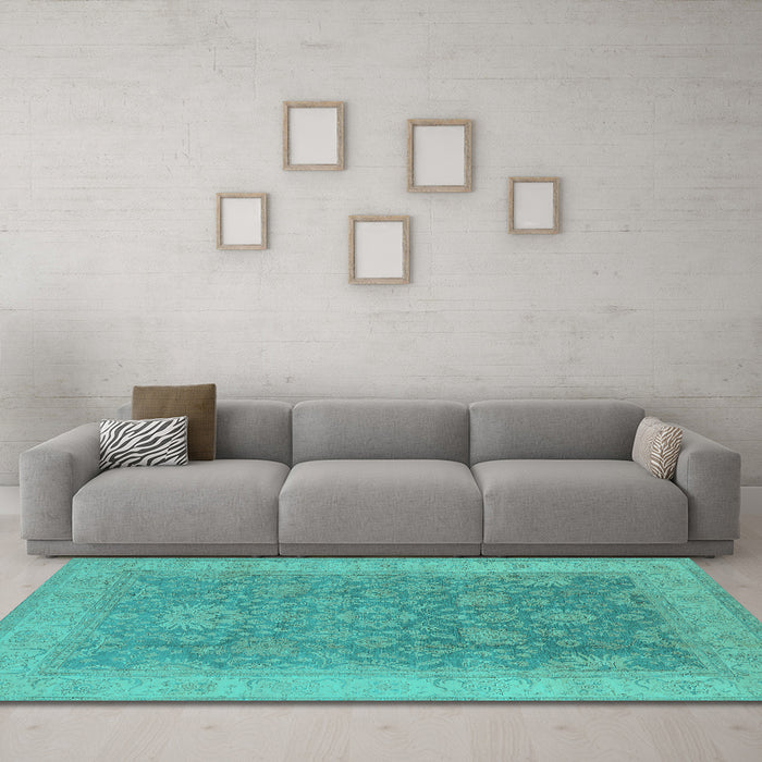 Machine Washable Oriental Turquoise Traditional Area Rugs in a Living Room,, wshurb1334turq