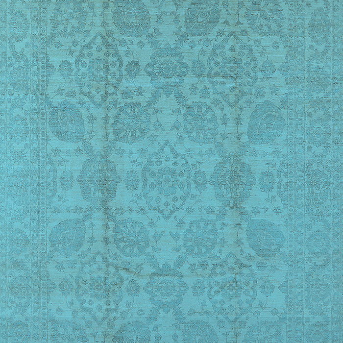 Machine Washable Oriental Light Blue Traditional Rug, wshurb1335lblu