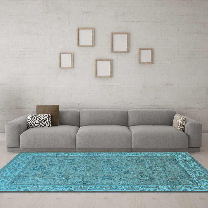 Machine Washable Oriental Light Blue Traditional Rug in a Living Room, wshurb1337lblu