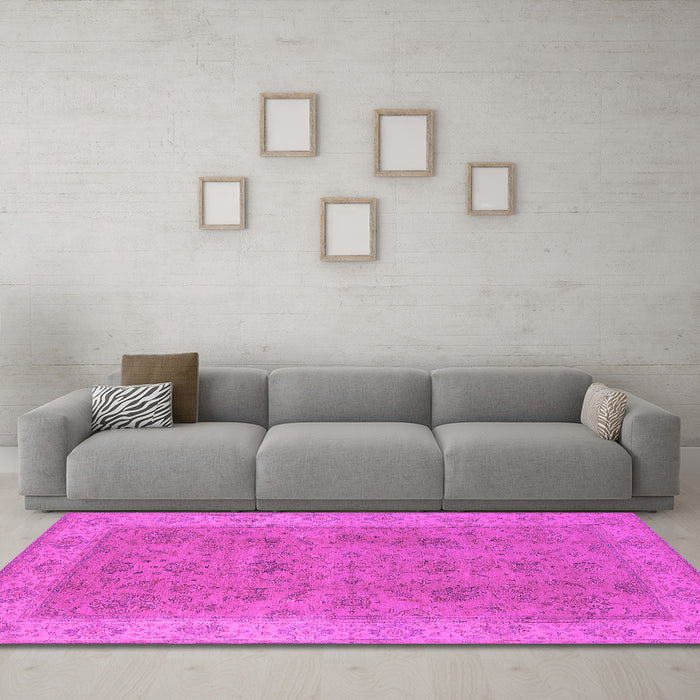Machine Washable Oriental Pink Traditional Rug in a Living Room, wshurb1342pnk