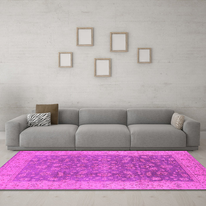 Machine Washable Oriental Pink Traditional Rug in a Living Room, wshurb1343pnk
