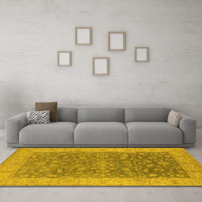 Machine Washable Oriental Yellow Traditional Rug in a Living Room, wshurb1343yw
