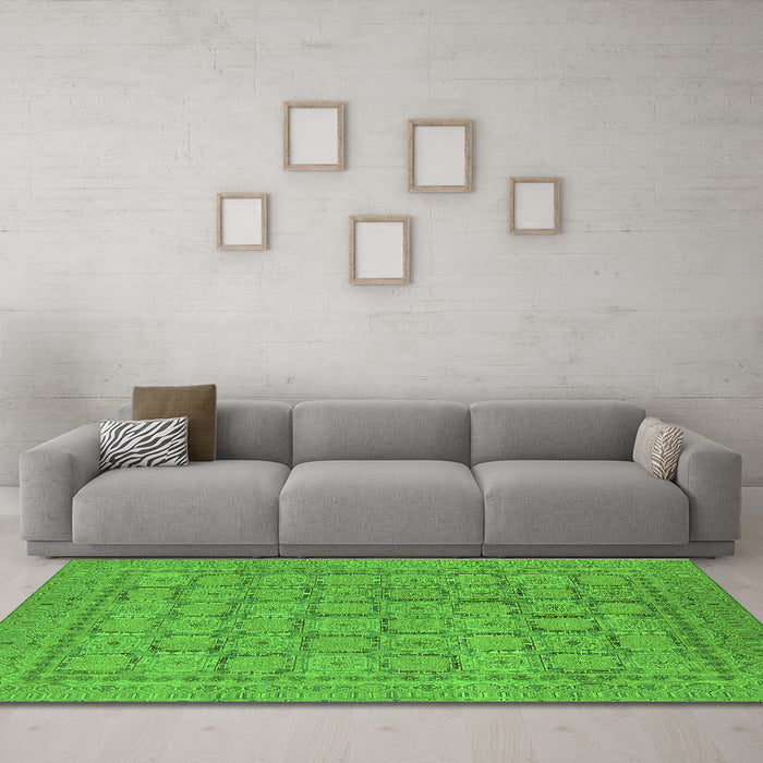 Machine Washable Oriental Green Industrial Area Rugs in a Living Room,, wshurb1349grn