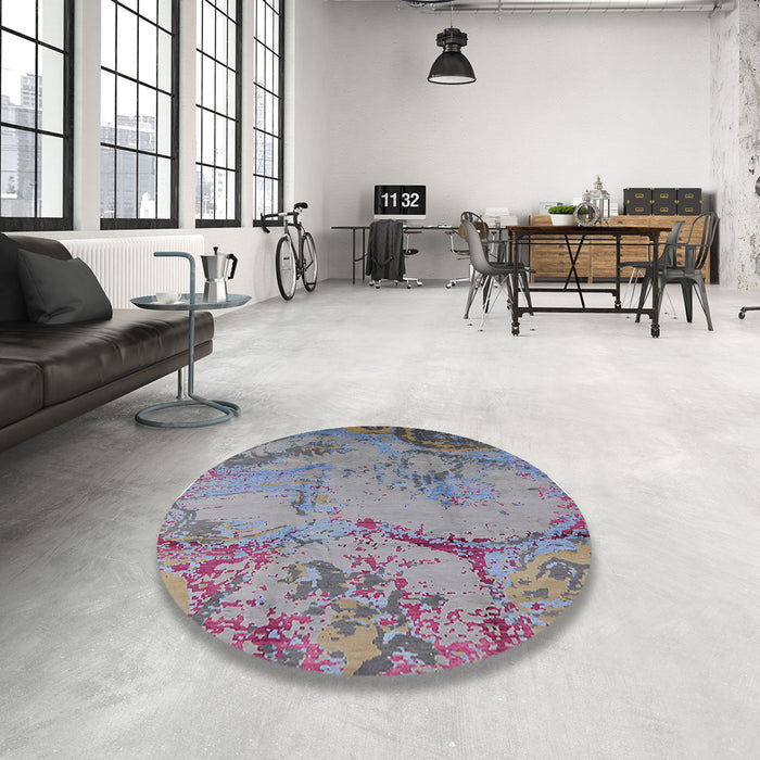 Round Machine Washable Industrial Modern Viola Purple Rug in a Office, wshurb1358
