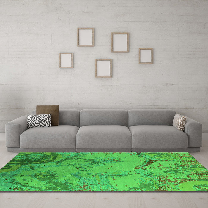 Machine Washable Oriental Green Industrial Area Rugs in a Living Room,, wshurb1358grn