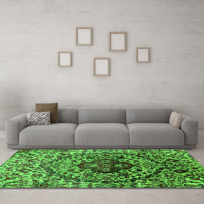 Machine Washable Oriental Green Industrial Area Rugs in a Living Room,, wshurb1359grn