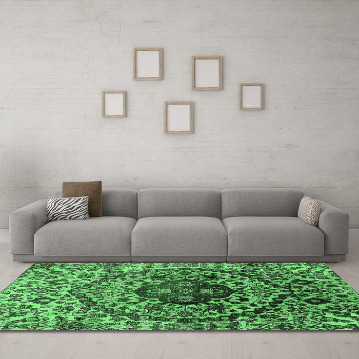Machine Washable Oriental Emerald Green Industrial Area Rugs in a Living Room,, wshurb1359emgrn