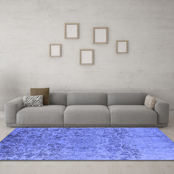 Machine Washable Oriental Blue Industrial Rug in a Living Room, wshurb1361blu