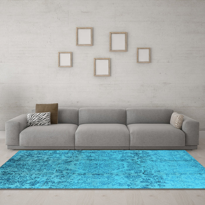 Machine Washable Oriental Light Blue Industrial Rug in a Living Room, wshurb1361lblu