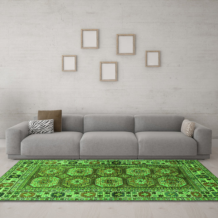 Machine Washable Oriental Green Industrial Area Rugs in a Living Room,, wshurb1376grn