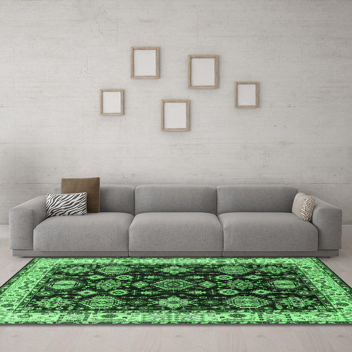 Machine Washable Oriental Emerald Green Industrial Area Rugs in a Living Room,, wshurb1377emgrn