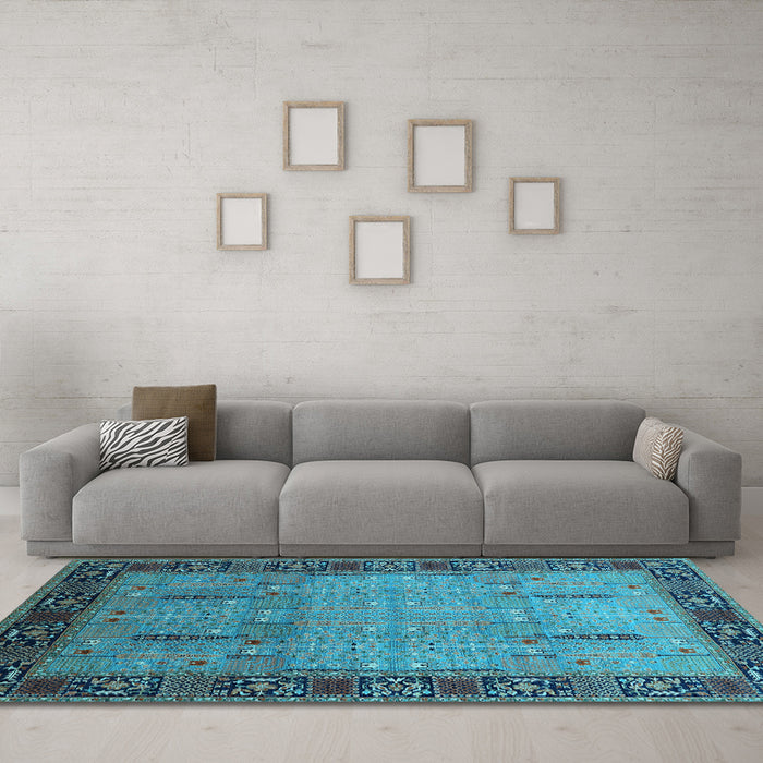 Machine Washable Oriental Light Blue Traditional Rug in a Living Room, wshurb1379lblu