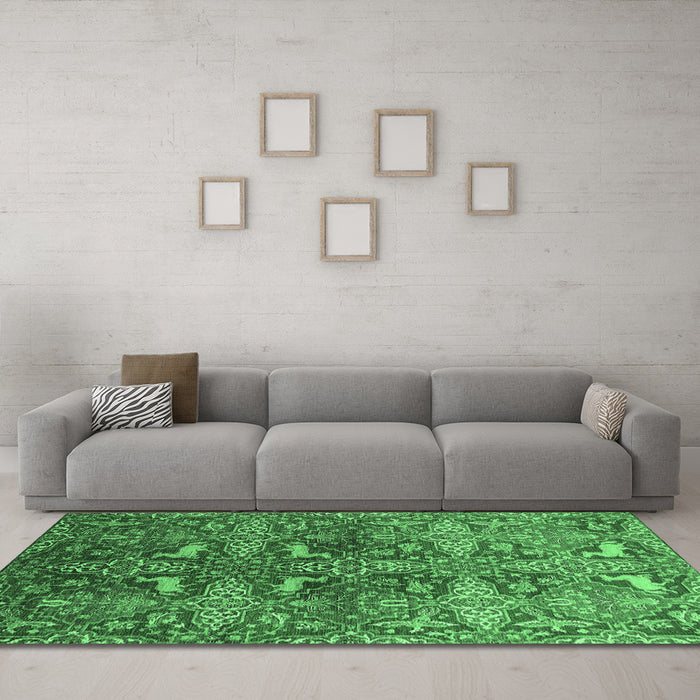Machine Washable Oriental Emerald Green Industrial Area Rugs in a Living Room,, wshurb1381emgrn