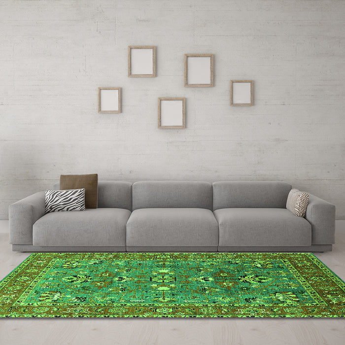 Machine Washable Oriental Green Industrial Area Rugs in a Living Room,, wshurb1383grn