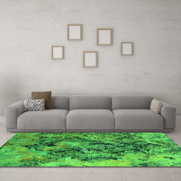 Machine Washable Oriental Green Industrial Area Rugs in a Living Room,, wshurb1386grn
