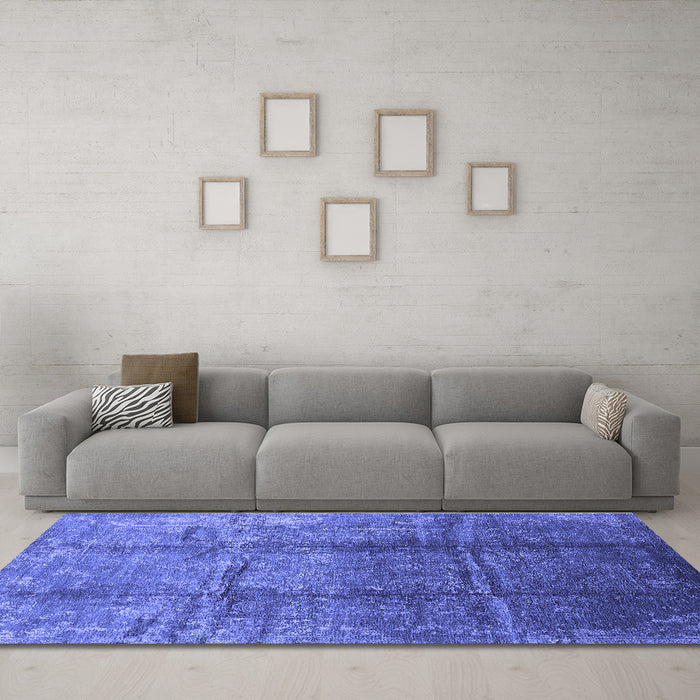Machine Washable Oriental Blue Industrial Rug in a Living Room, wshurb1387blu