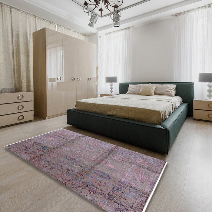 Mid-Century Modern Mauve Taupe Purple Oriental Rug in a Bedroom, urb1388