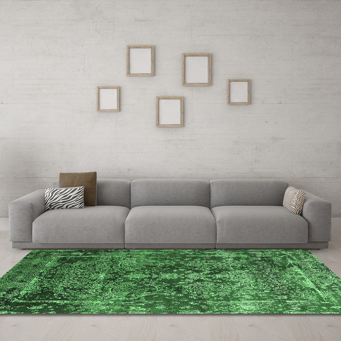 Machine Washable Oriental Emerald Green Industrial Area Rugs in a Living Room,, wshurb1391emgrn