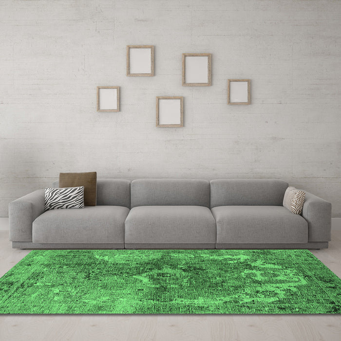 Machine Washable Oriental Emerald Green Industrial Area Rugs in a Living Room,, wshurb1394emgrn