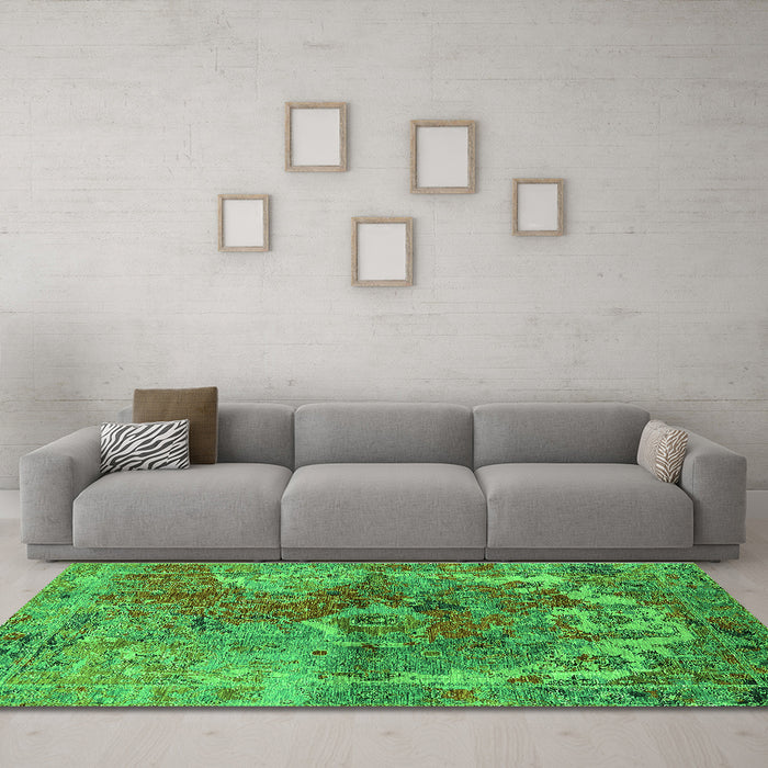Machine Washable Oriental Green Industrial Area Rugs in a Living Room,, wshurb1394grn