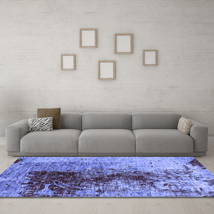 Machine Washable Oriental Blue Industrial Rug in a Living Room, wshurb1398blu